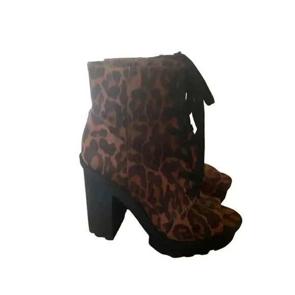 Jessica Simpson Leopard  Print Lizzah Peep-Toe Lug-Sole Bootie SZ 7M - Picture 3 of 11